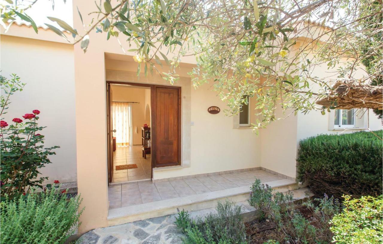 Nice Home In Neo Chorio With 2 Bedrooms, Outdoor Swimming Pool And Swimming Pool Exterior foto